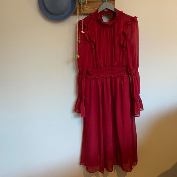 NWT beautiful RW&Co Red Dress - Picture 1 of 4